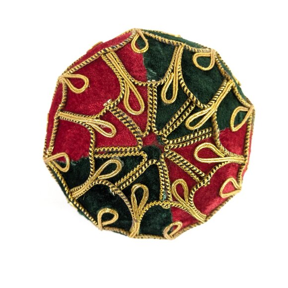 VTG Bombay Co. Christmas Ornament Velvet Red Green Gold Braid Bead Ball - Picture 8 of 10